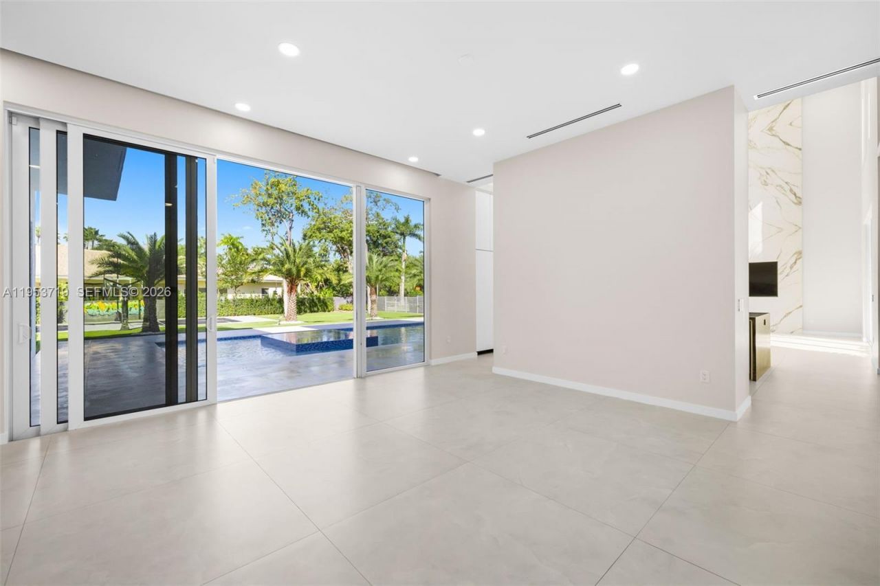 7301 SW 173rd St, Palmetto Bay, FL 33157 Photo