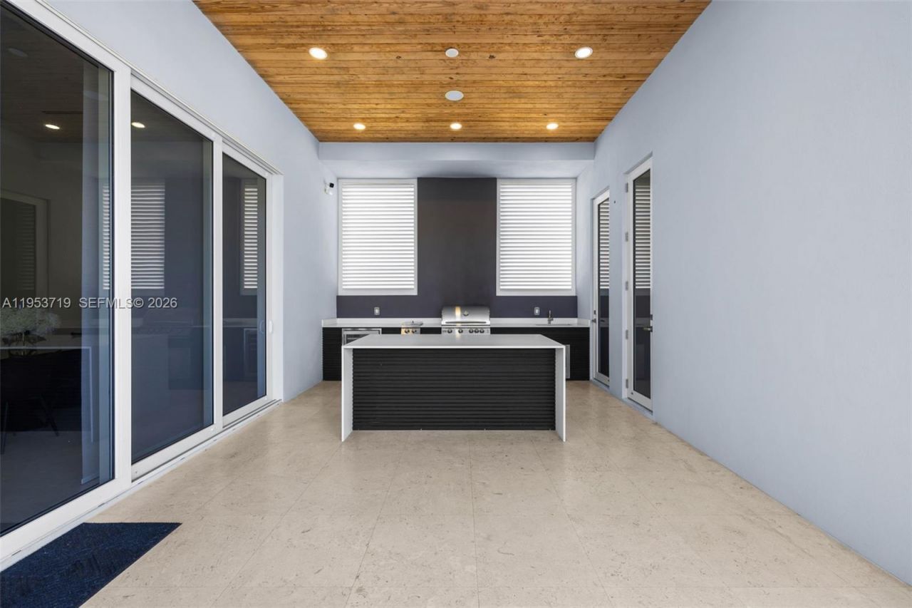 7301 SW 173rd St, Palmetto Bay, FL 33157 Photo