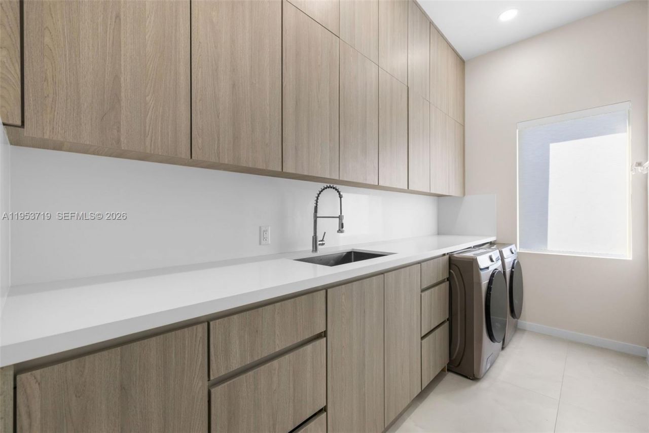 7301 SW 173rd St, Palmetto Bay, FL 33157 Photo