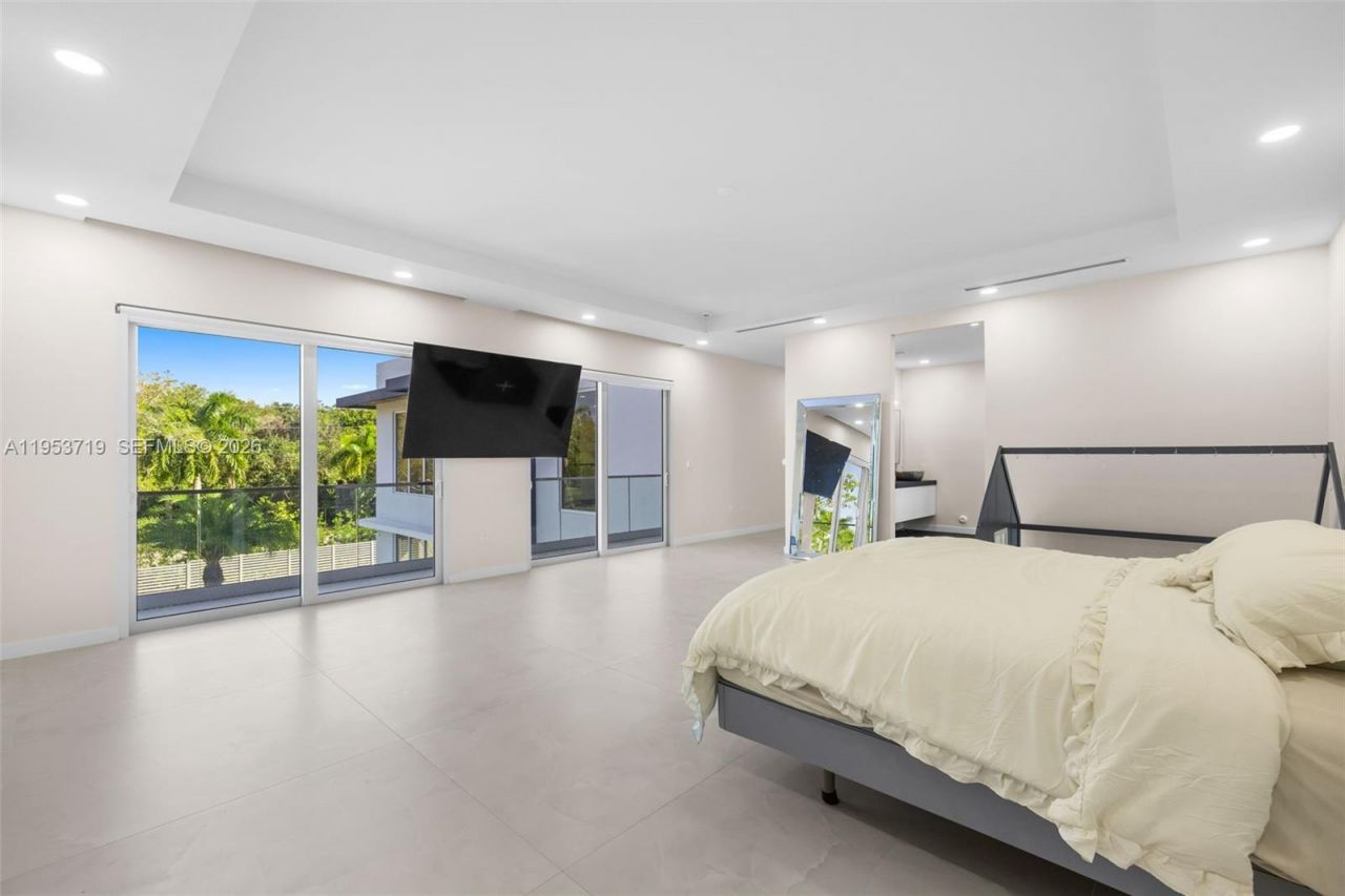 7301 SW 173rd St, Palmetto Bay, FL 33157 Photo