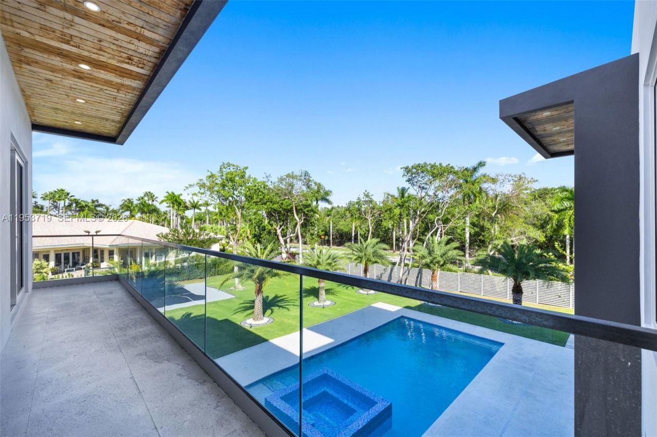 7301 SW 173rd St, Palmetto Bay, FL 33157 Photo