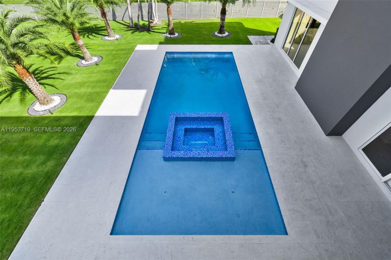 7301 SW 173rd St, Palmetto Bay, FL 33157 Photo