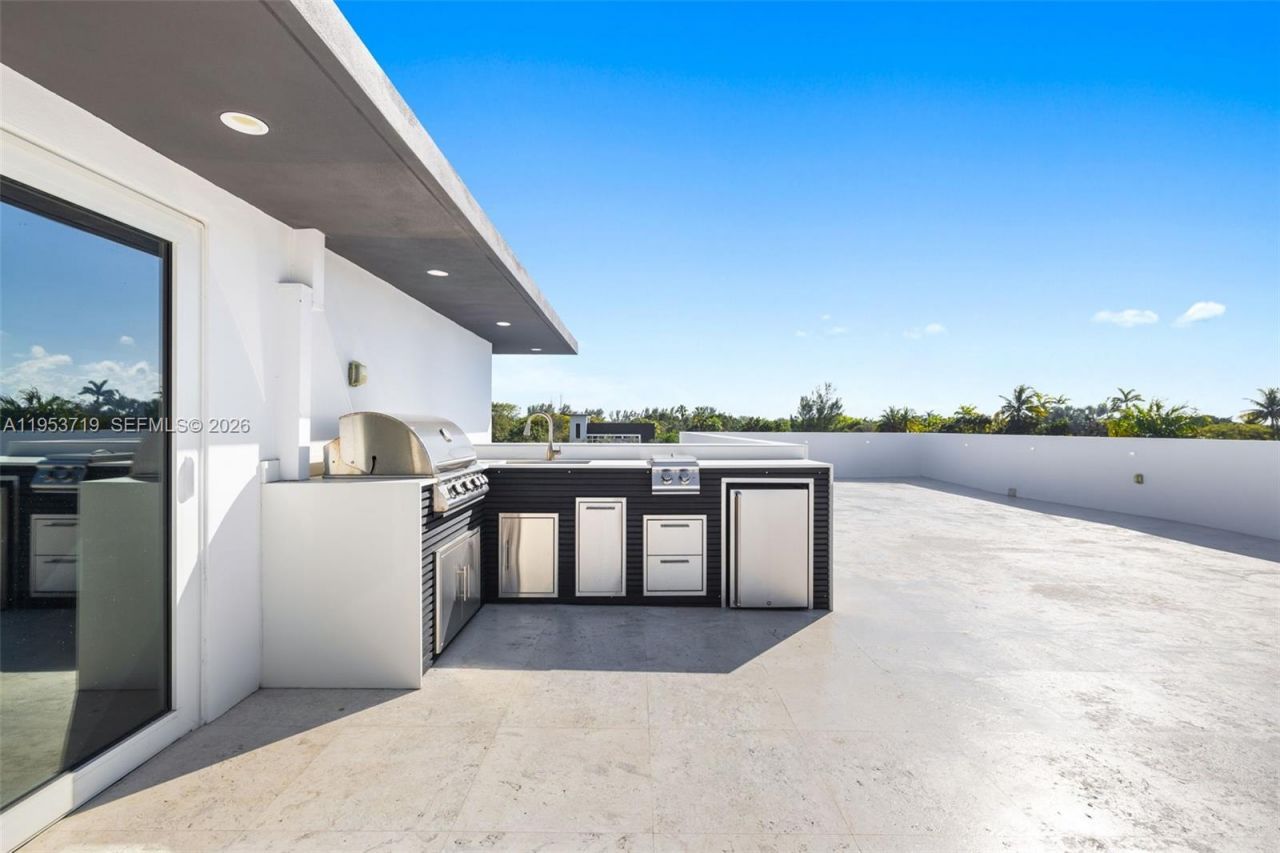 7301 SW 173rd St, Palmetto Bay, FL 33157 Photo