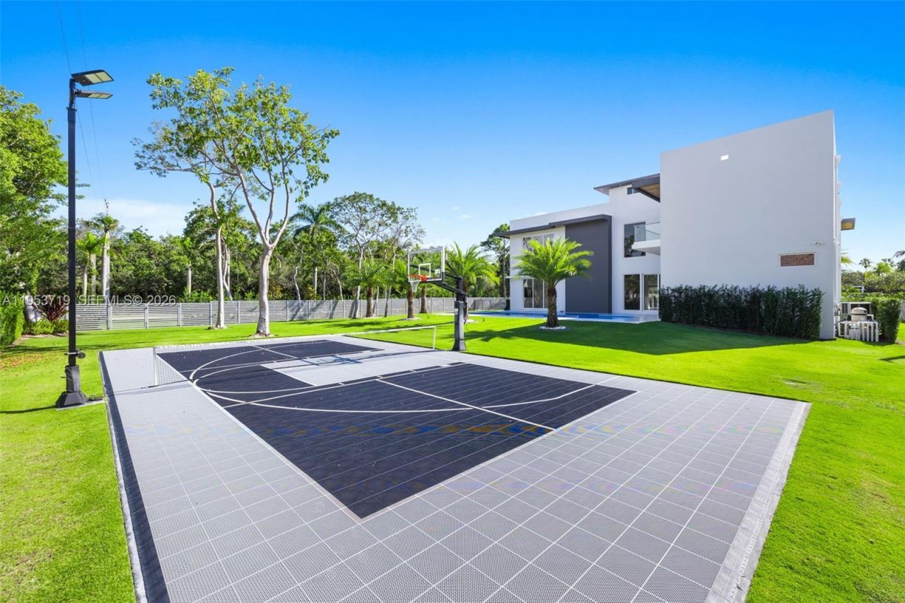 7301 SW 173rd St, Palmetto Bay, FL 33157 Photo