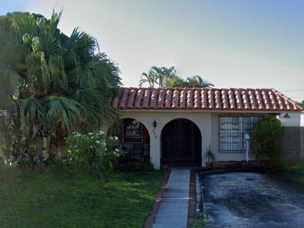 350 W 34th St, Hialeah, FL 33012