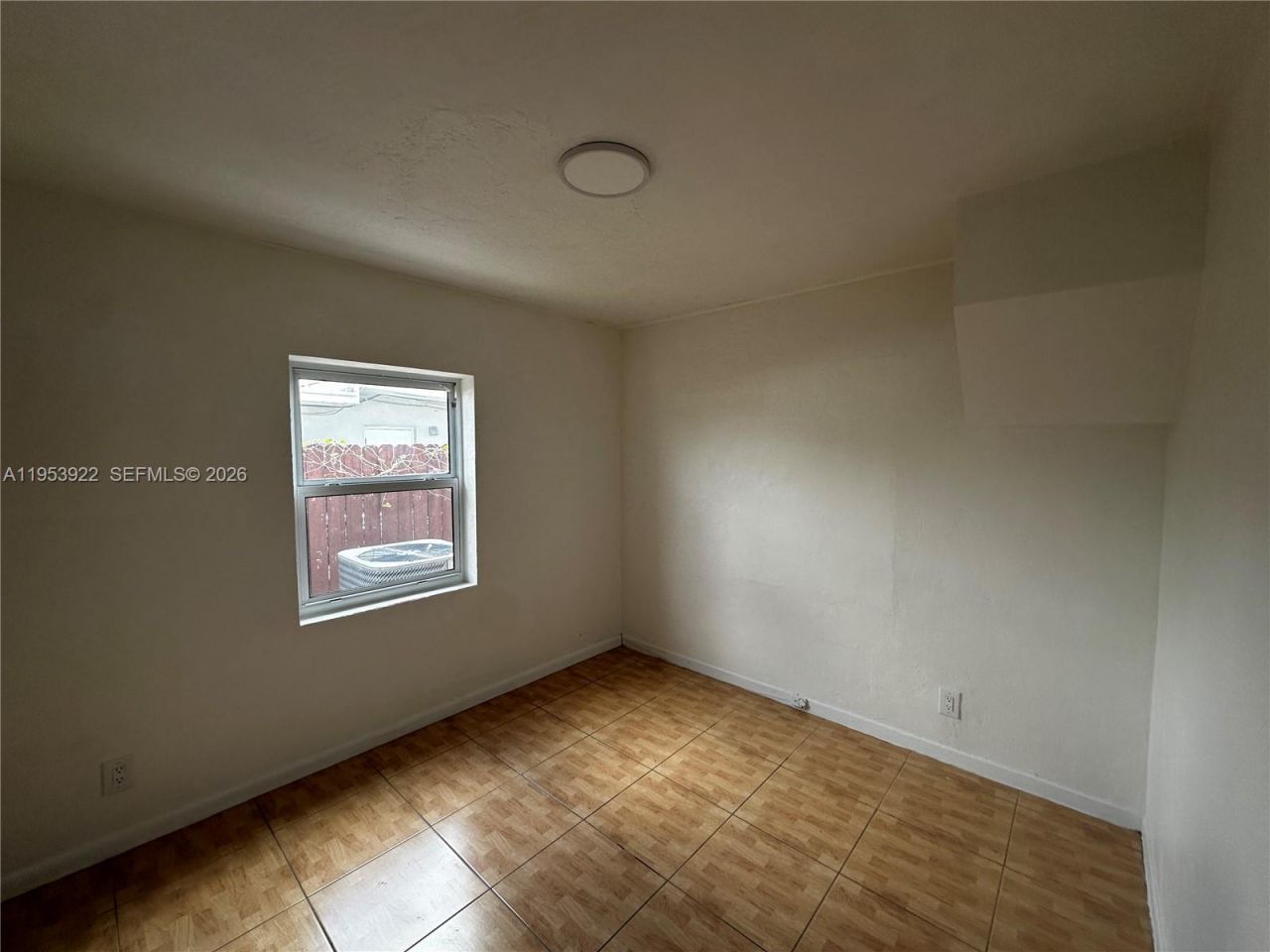350 W 34th St, Hialeah, FL 33012 Photo