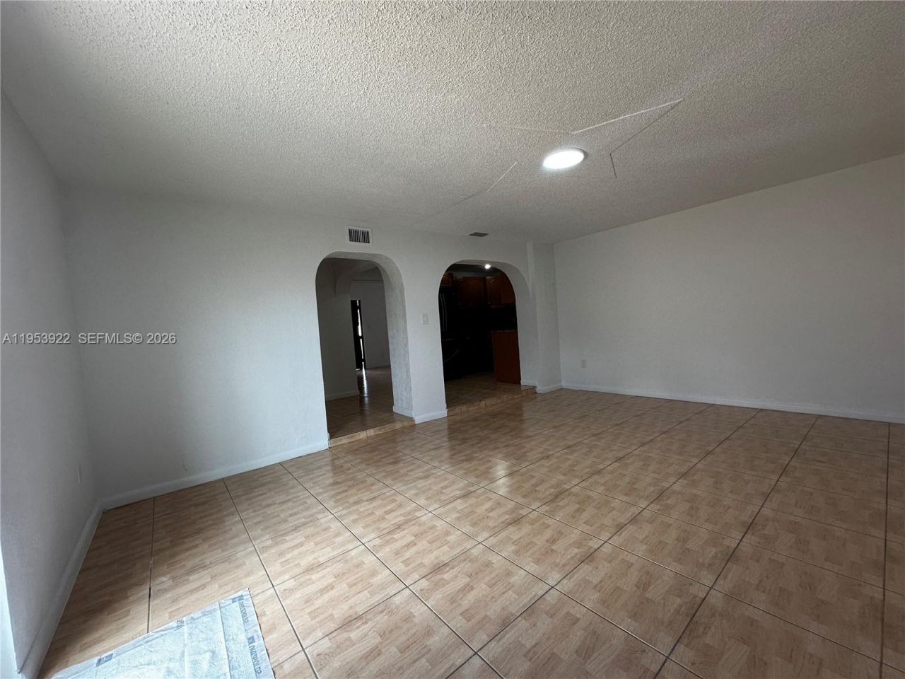 350 W 34th St, Hialeah, FL 33012 Photo