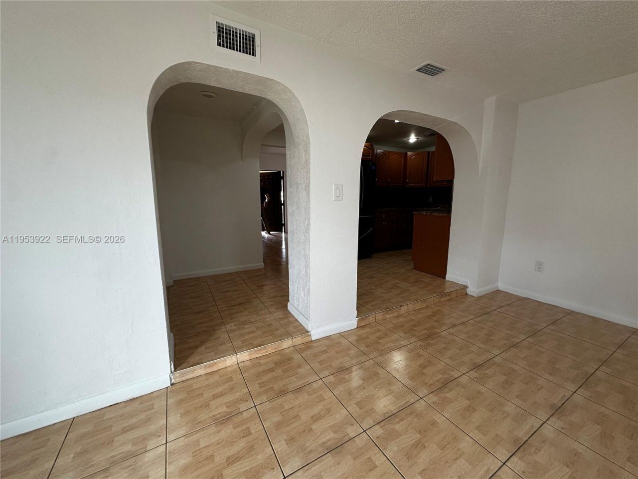 350 W 34th St, Hialeah, FL 33012 Photo