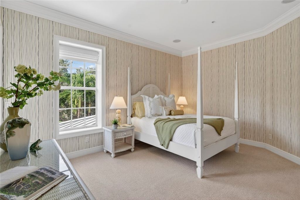104 Island Plantation Terrace, Unit 204, Vero Beach, FL 32963 Photo