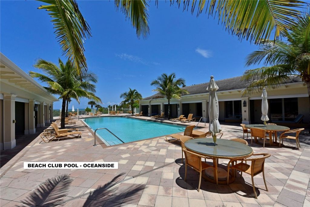 104 Island Plantation Terrace, Unit 204, Vero Beach, FL 32963 Photo
