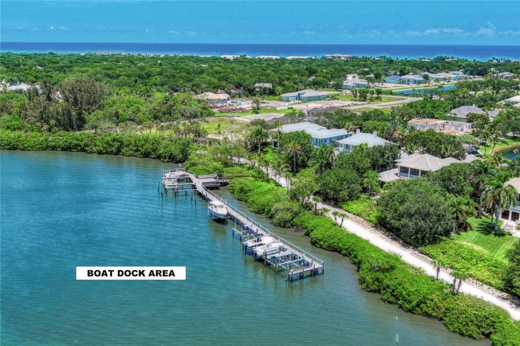 104 Island Plantation Terrace, Unit 204, Vero Beach, FL 32963 Photo