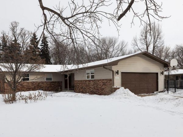 612 7th Avenue W, West Fargo, ND 58078