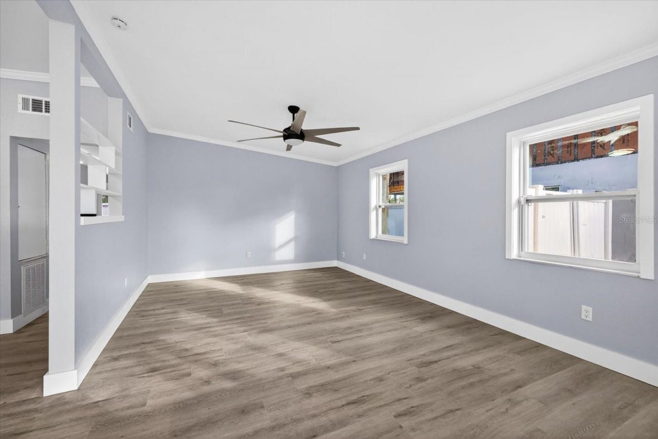 9015 Bay Street Ne, Saint Petersburg, FL 33702 Photo