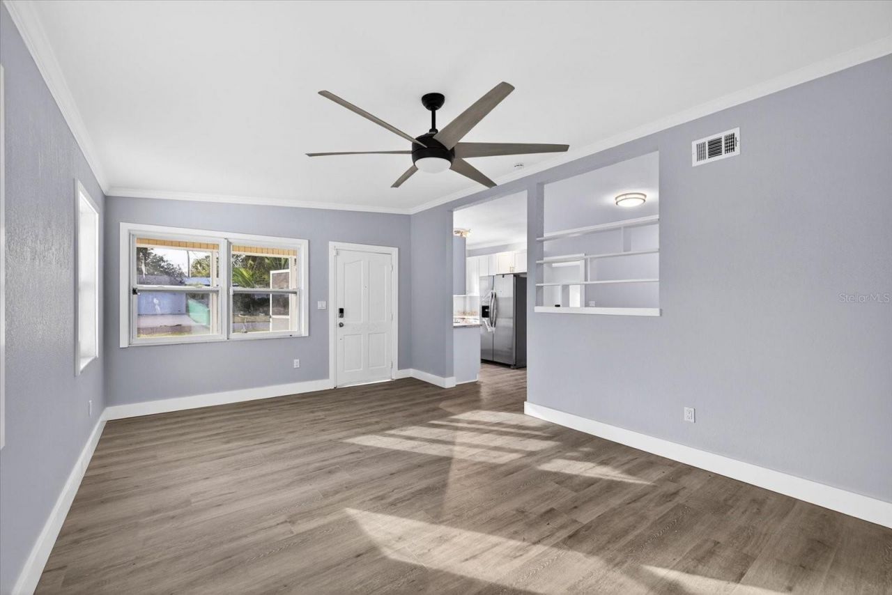 9015 Bay Street Ne, Saint Petersburg, FL 33702 Photo