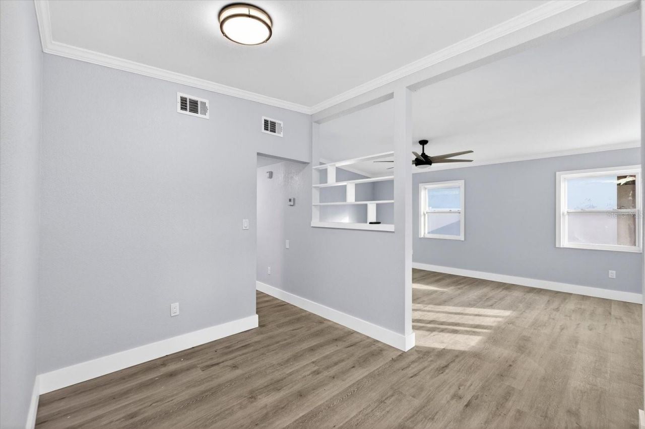 9015 Bay Street Ne, Saint Petersburg, FL 33702 Photo