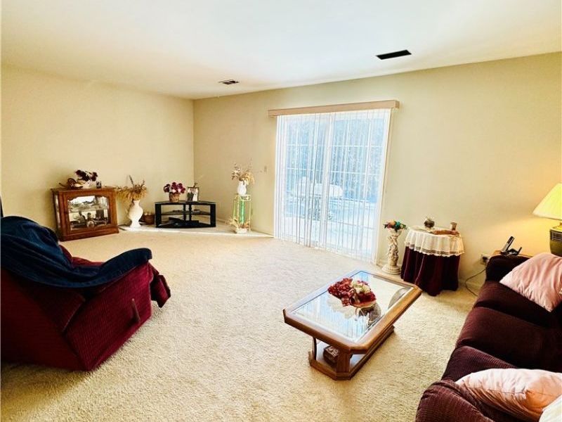 359 Quarry Lane Drive SW, Howland, OH 44483 Photo 8