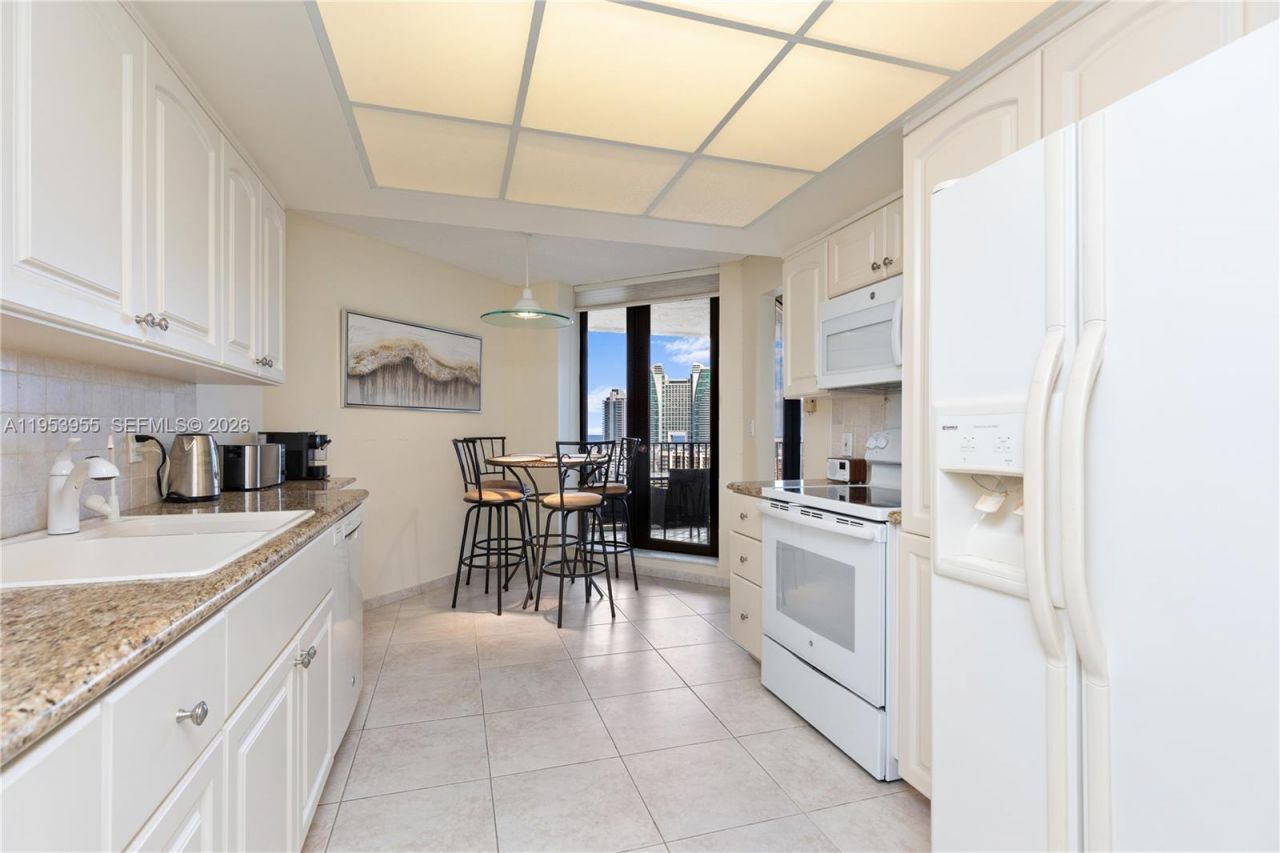 300 Three Islands Blvd , Unit 417, Hallandale Beach, FL 33009 Photo