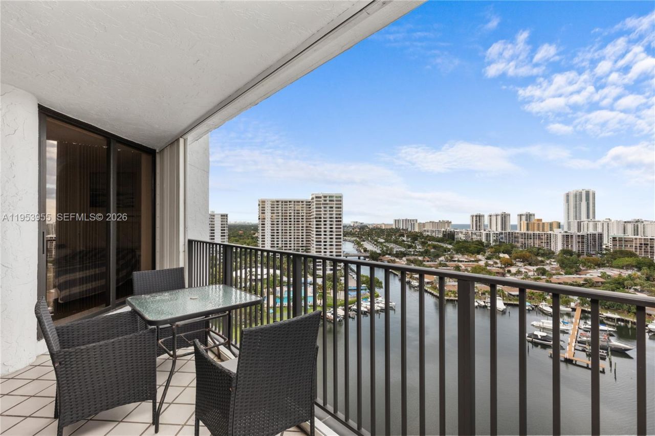 300 Three Islands Blvd , Unit 417, Hallandale Beach, FL 33009 Photo