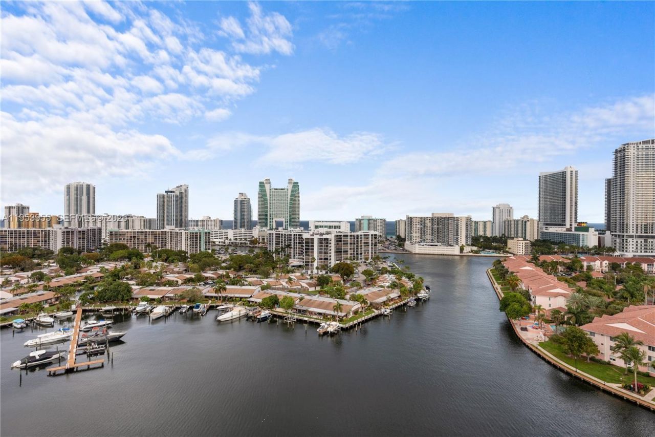 300 Three Islands Blvd , Unit 417, Hallandale Beach, FL 33009 Photo