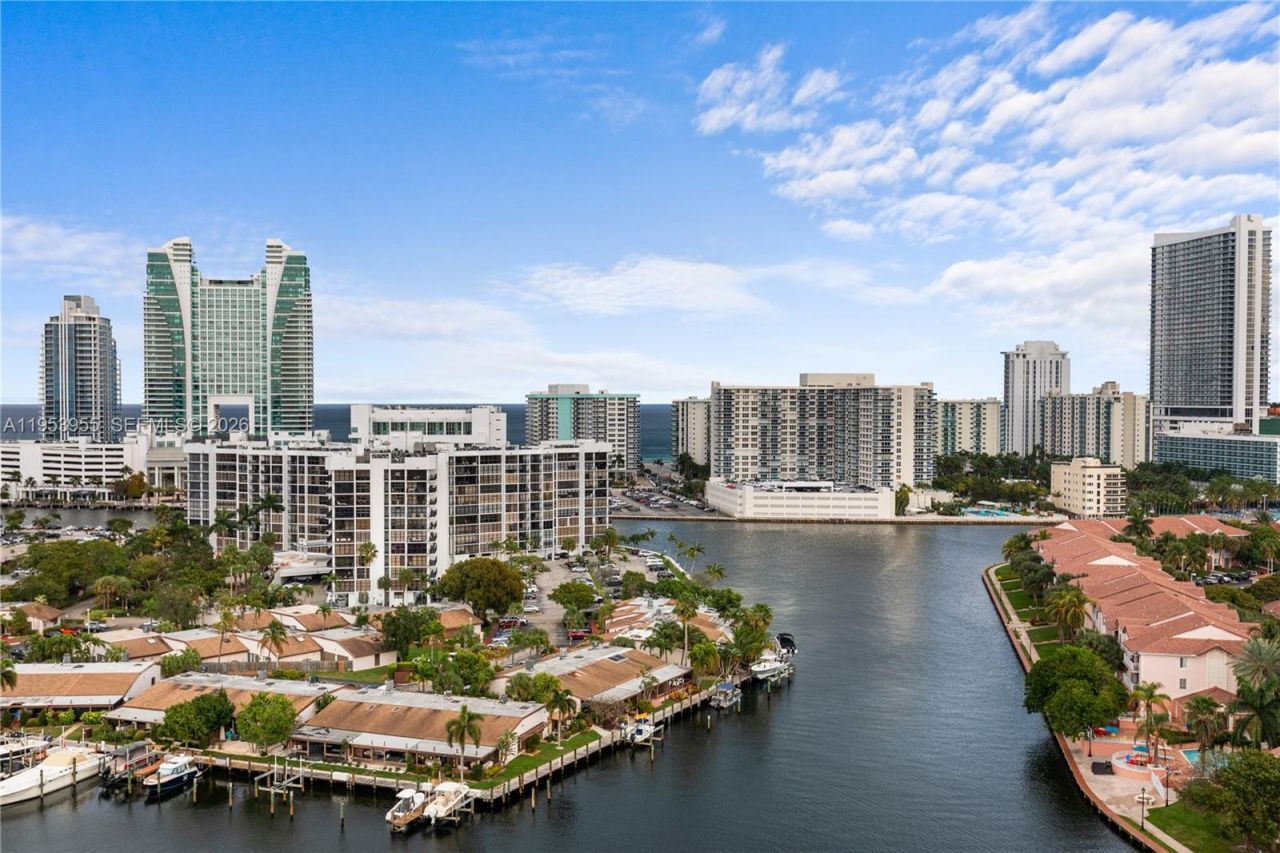 300 Three Islands Blvd , Unit 417, Hallandale Beach, FL 33009 Photo