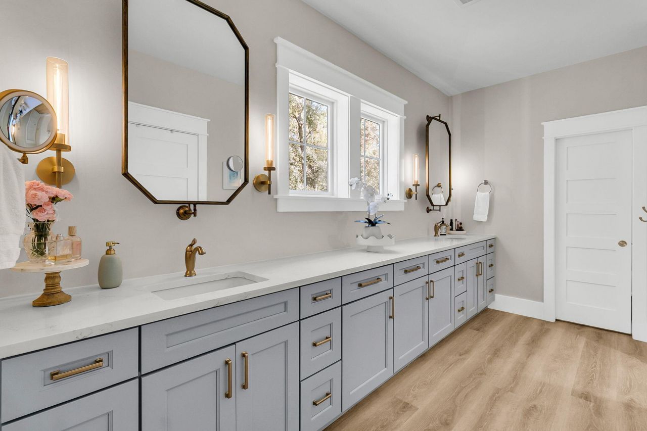 368 Mercantile Road Photo 17