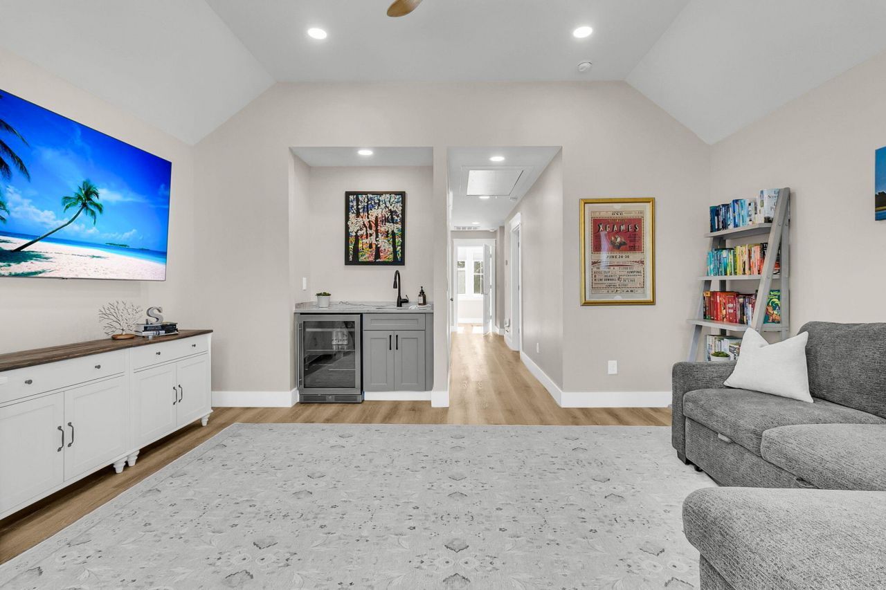 368 Mercantile Road Photo 34