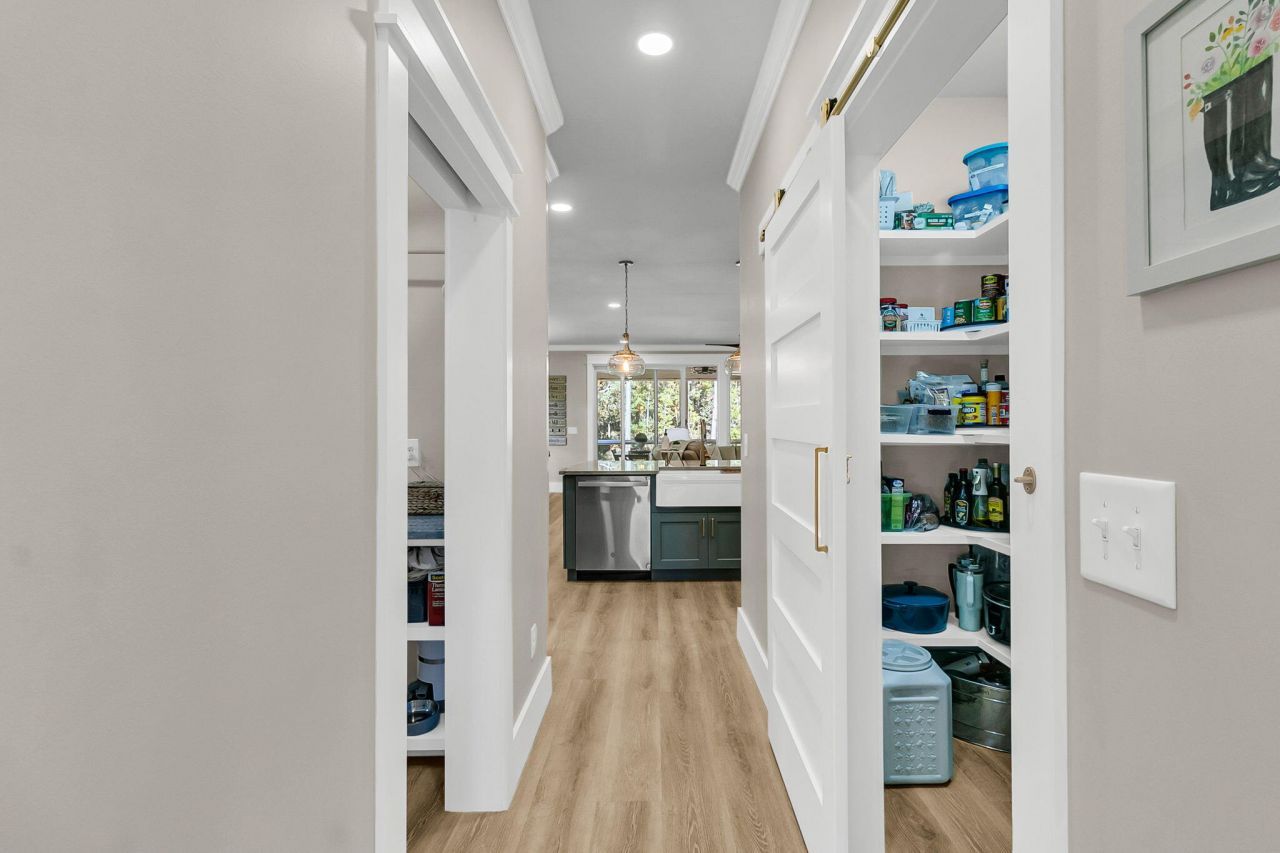 368 Mercantile Road Photo 37