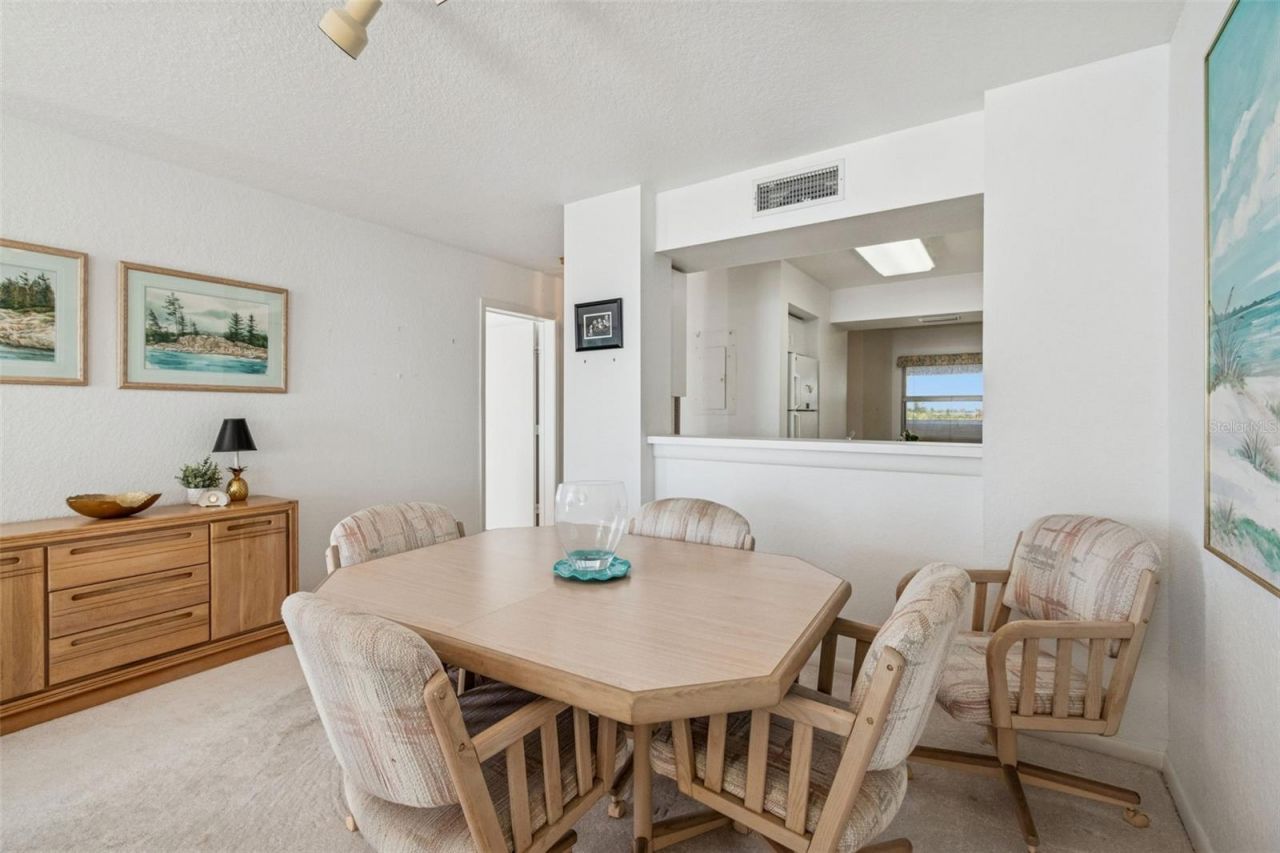 6105 Bahia Del Mar Circle, Unit 686, Saint Petersburg, FL 33715 Photo