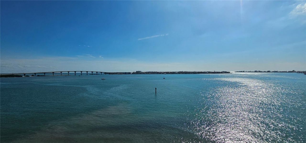 6105 Bahia Del Mar Circle, Unit 686, Saint Petersburg, FL 33715 Photo