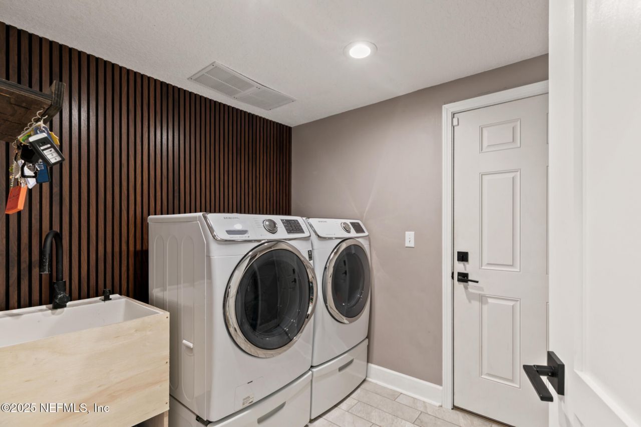 2341 Fiddlers Lane, Atlantic Beach, FL 32233 Photo