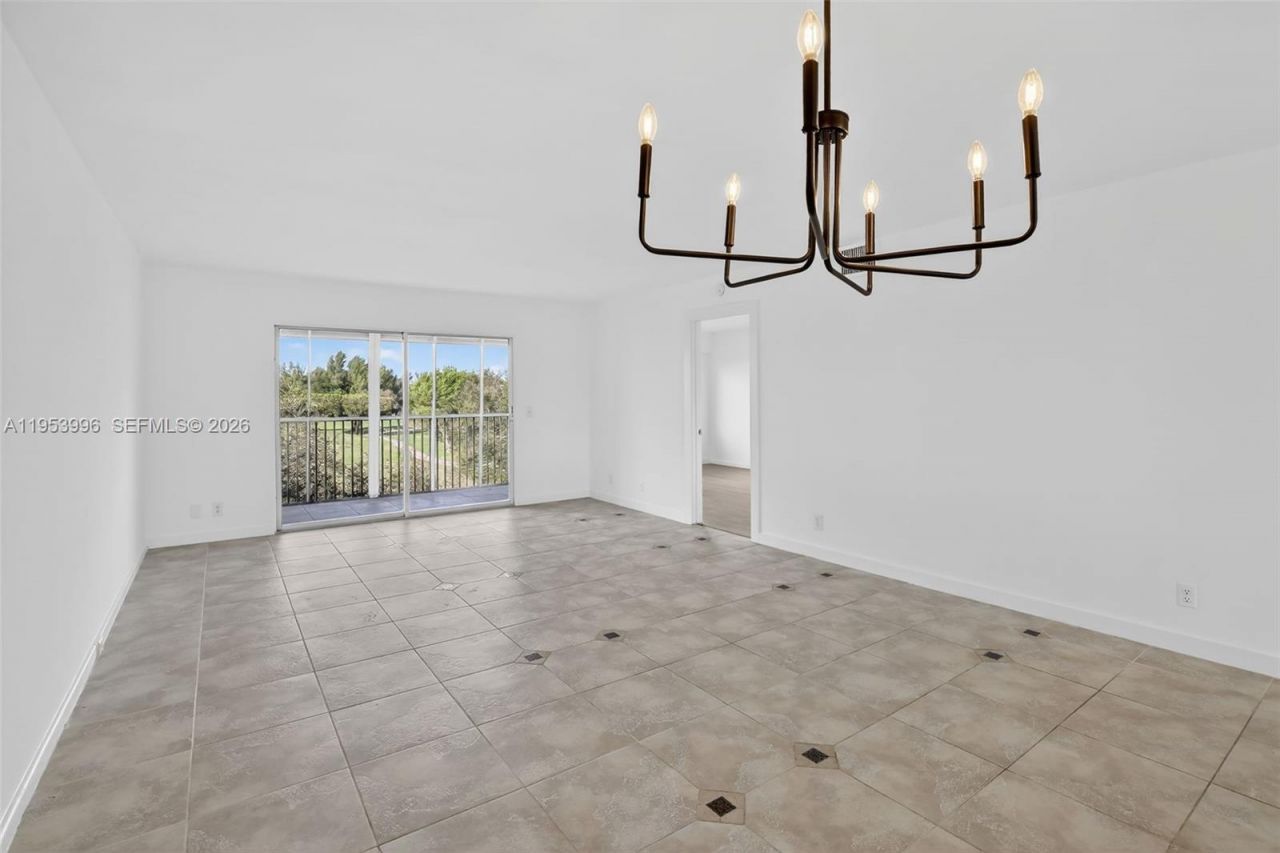 12601 SW 13th St, Unit 411G, Pembroke Pines, FL 33027 Photo