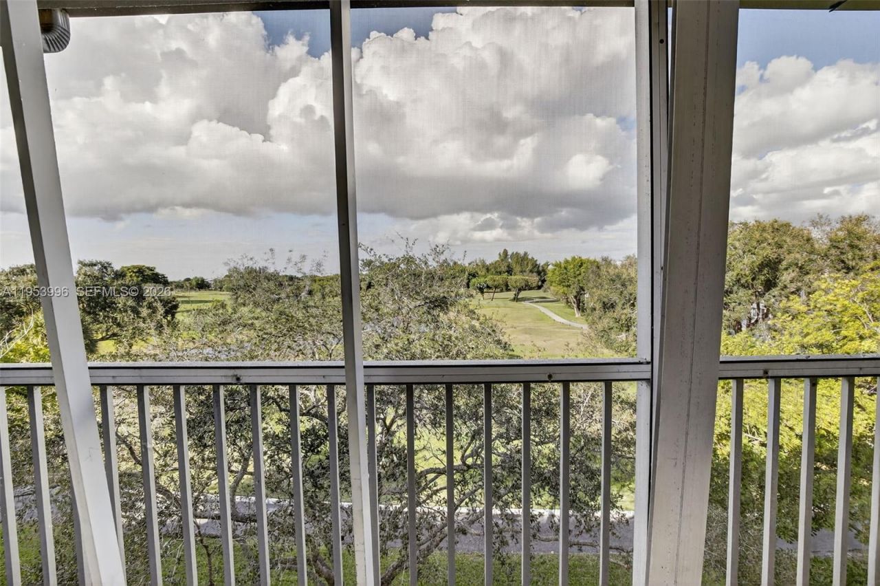 12601 SW 13th St, Unit 411G, Pembroke Pines, FL 33027 Photo