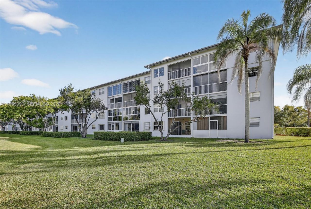 12601 SW 13th St, Unit 411G, Pembroke Pines, FL 33027 Photo