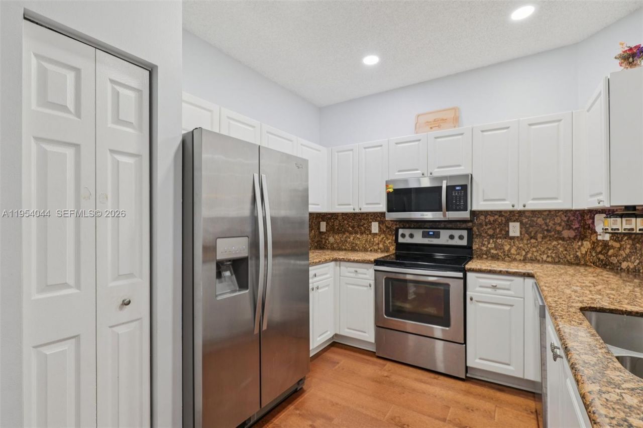 2923 Crestwood Ter, Unit 5104, Margate, FL 33063 Photo