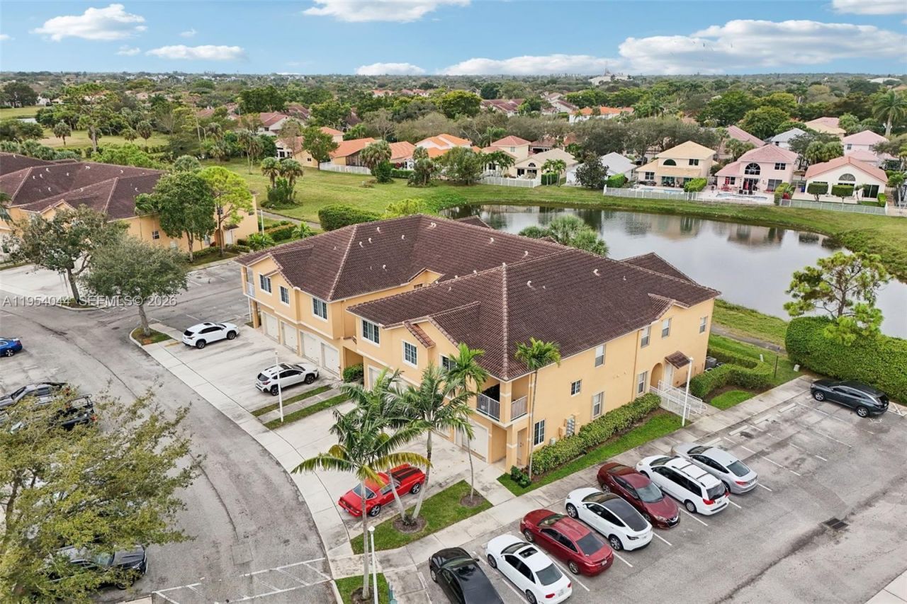 2923 Crestwood Ter, Unit 5104, Margate, FL 33063 Photo