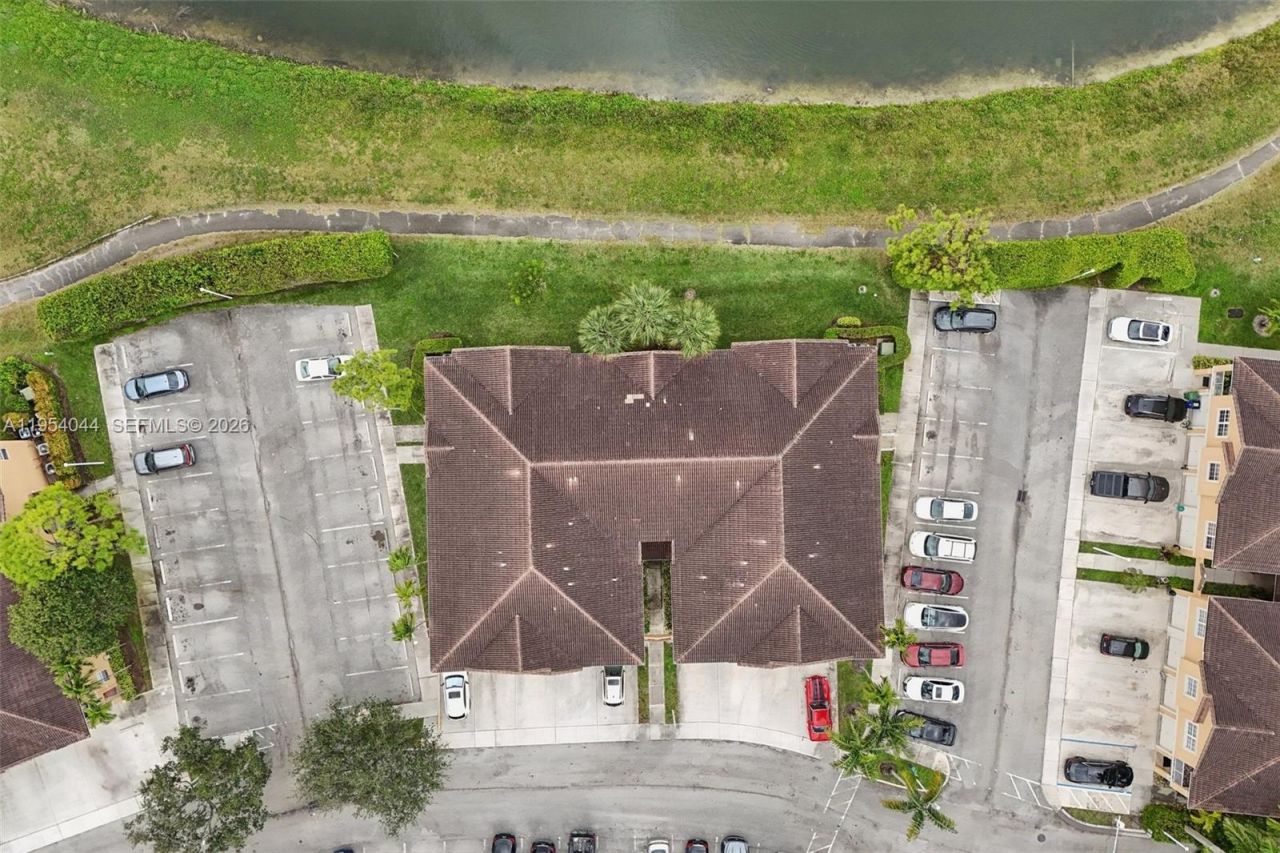 2923 Crestwood Ter, Unit 5104, Margate, FL 33063 Photo