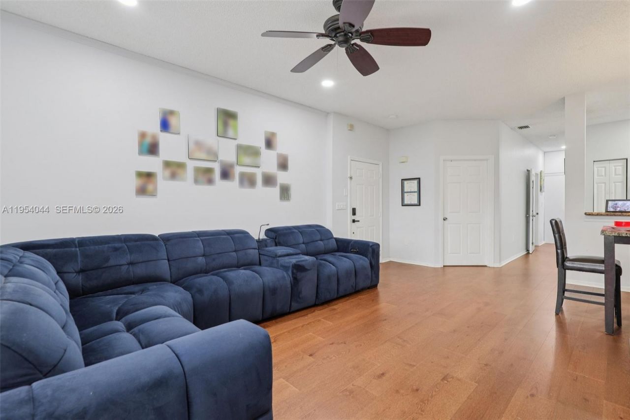 2923 Crestwood Ter, Unit 5104, Margate, FL 33063 Photo