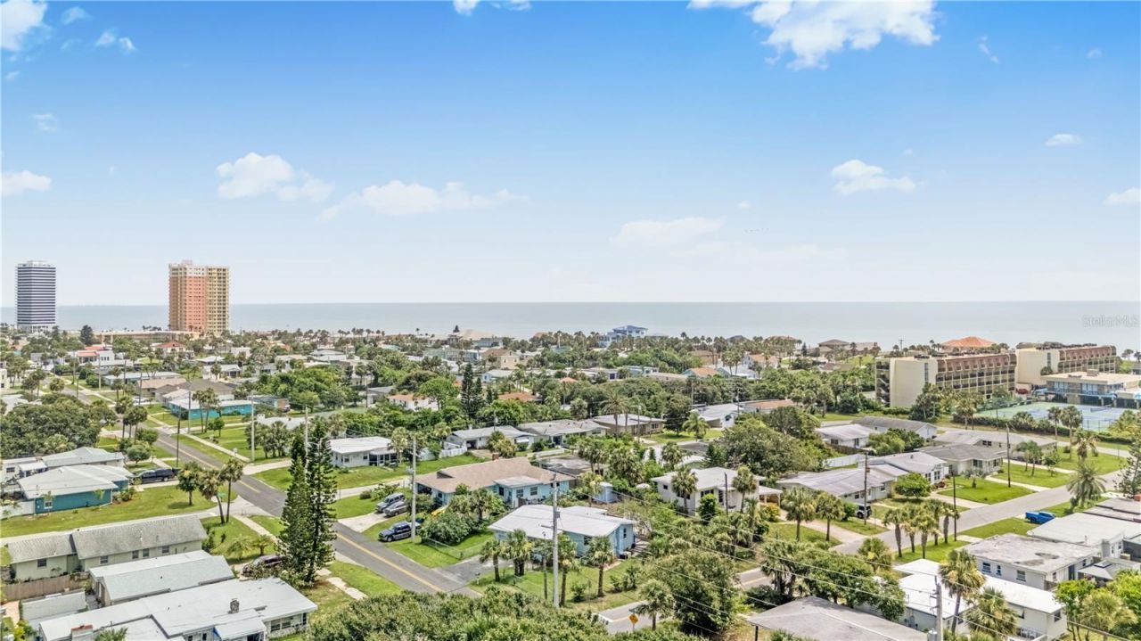 1420 N Grandview Avenue, Daytona Beach, FL 32118 Photo