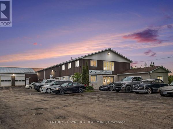 2319 Community Way, Ottawa, ON K0A2T0