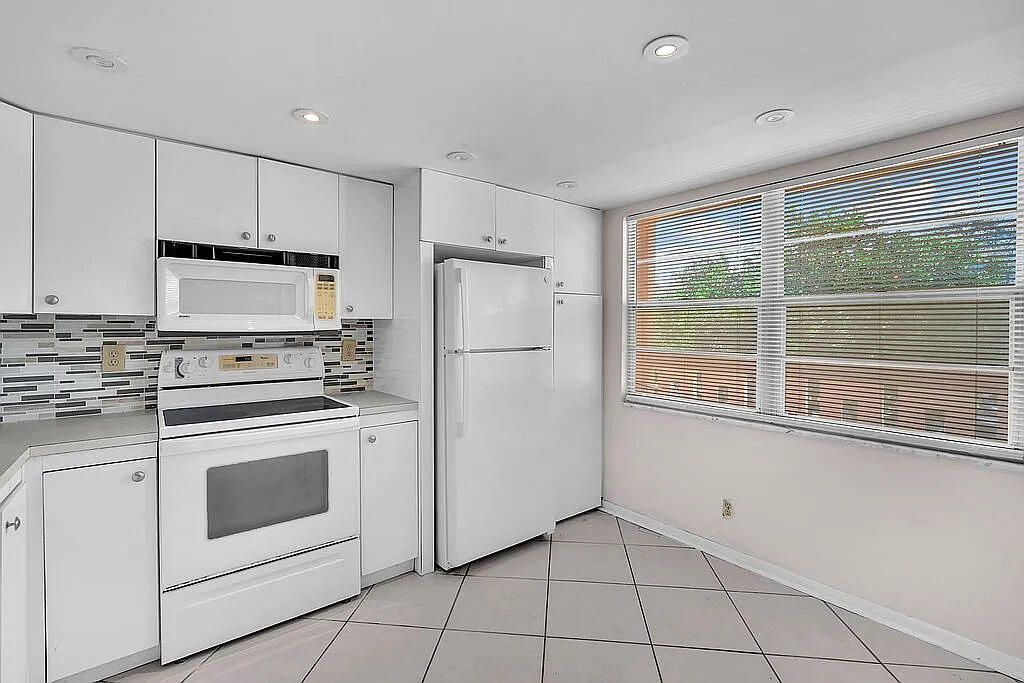 2302 Lucaya Lane, Unit D2, Coconut Creek, FL 33067 Photo