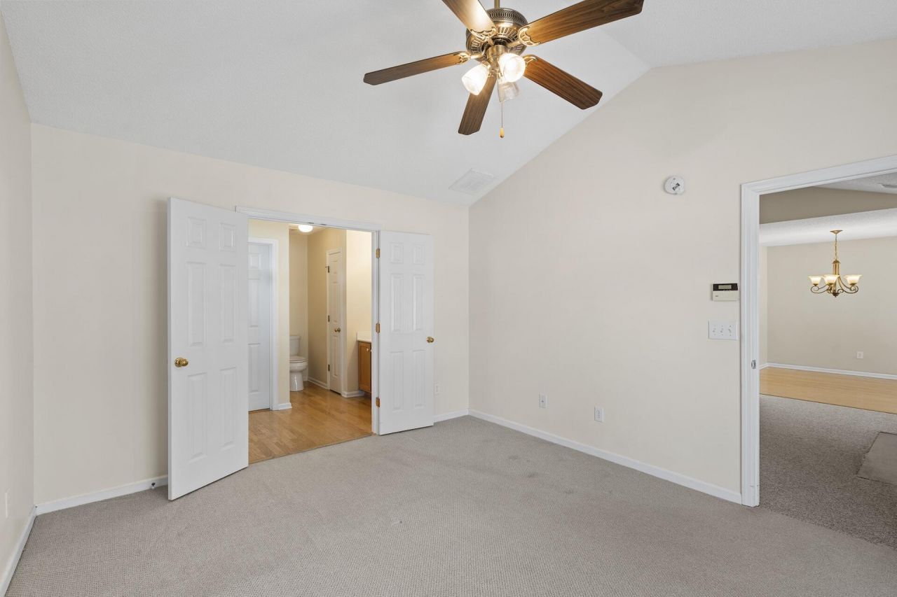 219 Burton Avenue Photo 11