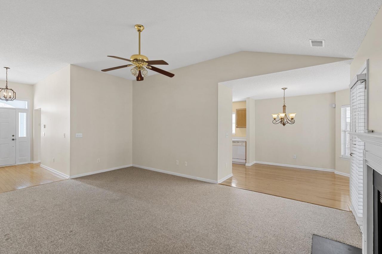 219 Burton Avenue Photo 19