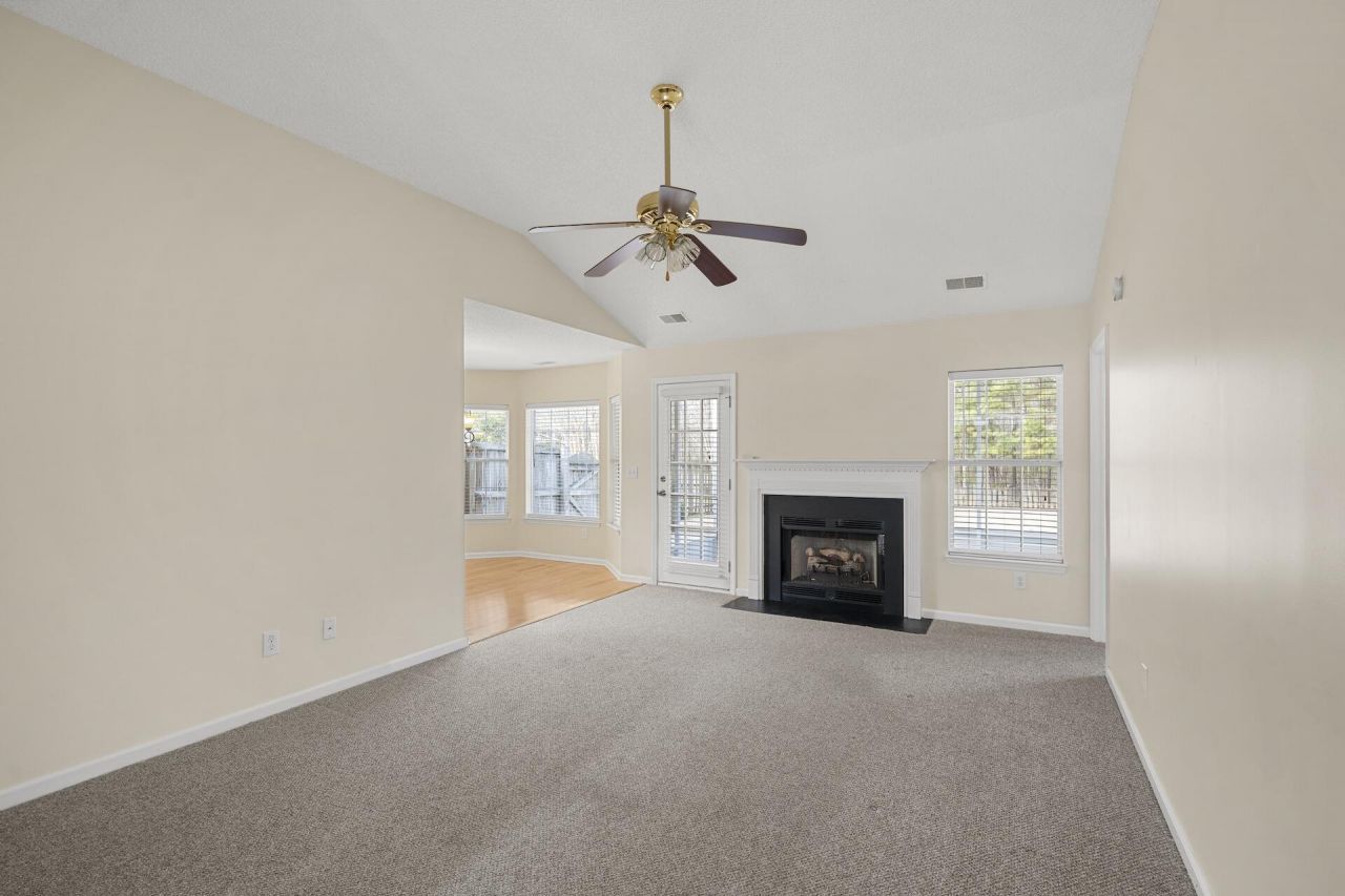 219 Burton Avenue Photo 2