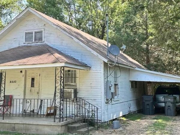 1110 Warren Street, Jonesboro, AR 72401