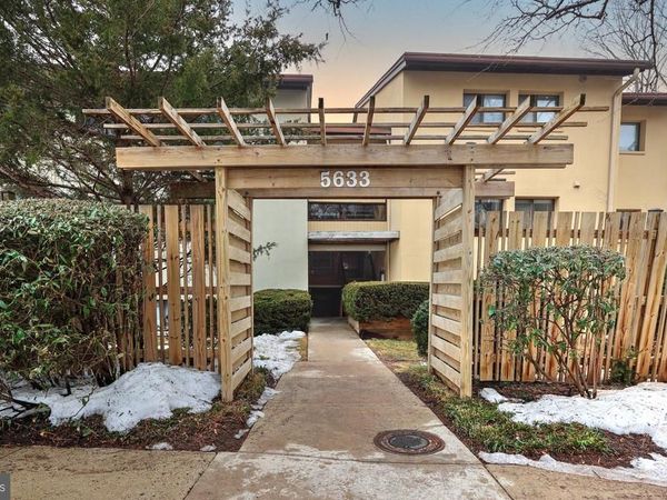 5633 HARPERS FARM ROAD, Unit D, COLUMBIA, MD 21044