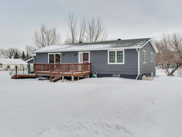 306 1st Avenue W, Abercrombie, ND 58001