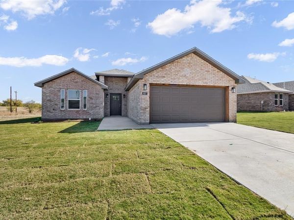 807 Bella Blvd Street, Coleman, TX 76834