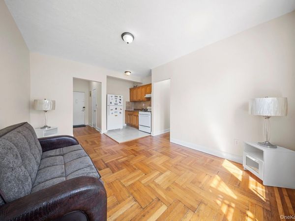 1372 Shakespeare Avenue, Unit 4D, Bronx, NY 10452