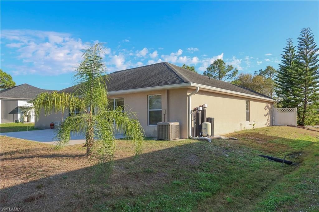 3210 31st St W, Lehigh Acres, FL 33971 Photo