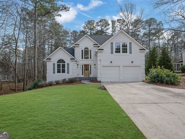 4220 Delamar Drive, Cumming, GA 30041